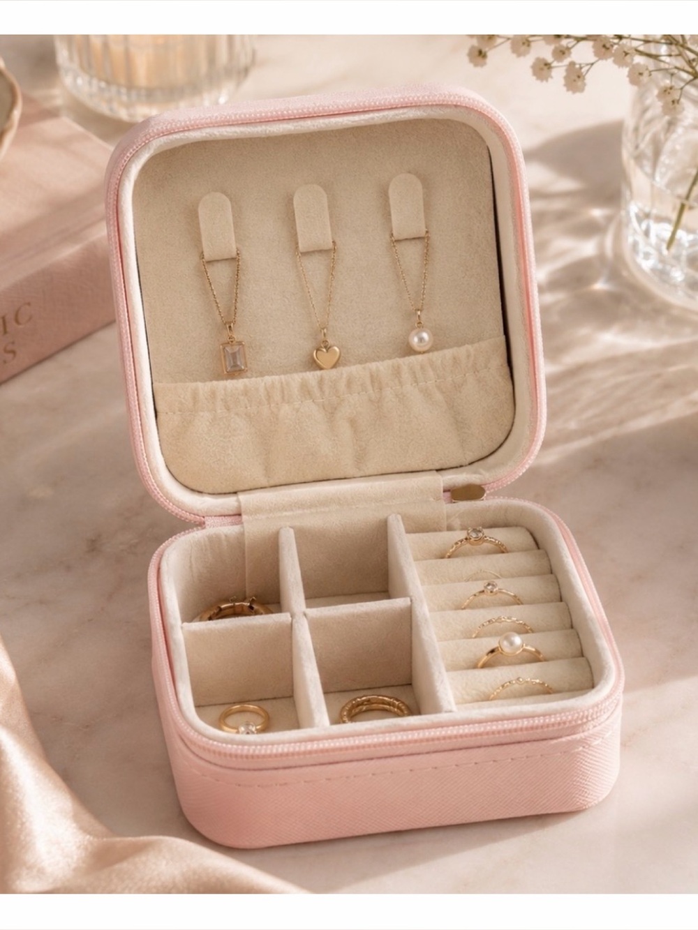 (NWOT) Light Pink Jewelry Organizer Travel Case